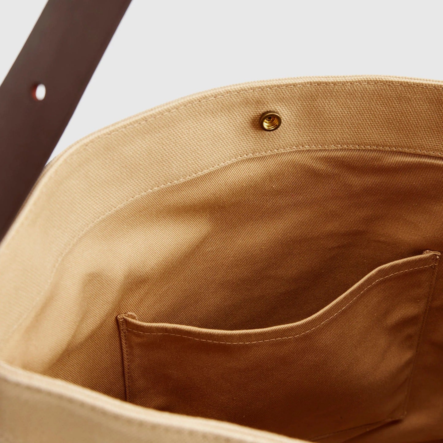 Levi's® Women's Medium Heritage Bag