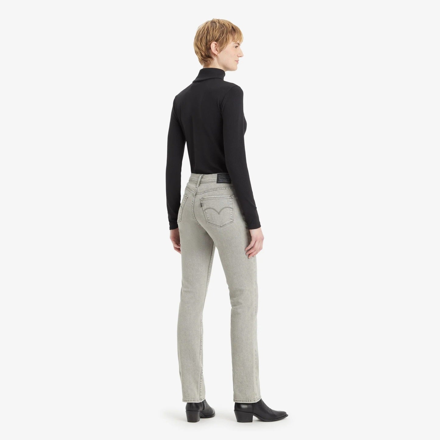 Levi’s® Women’s 314 Shaping Straight Jeans