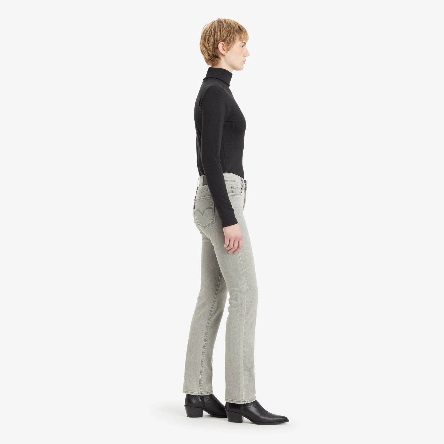 Levi’s® Women’s 314 Shaping Straight Jeans