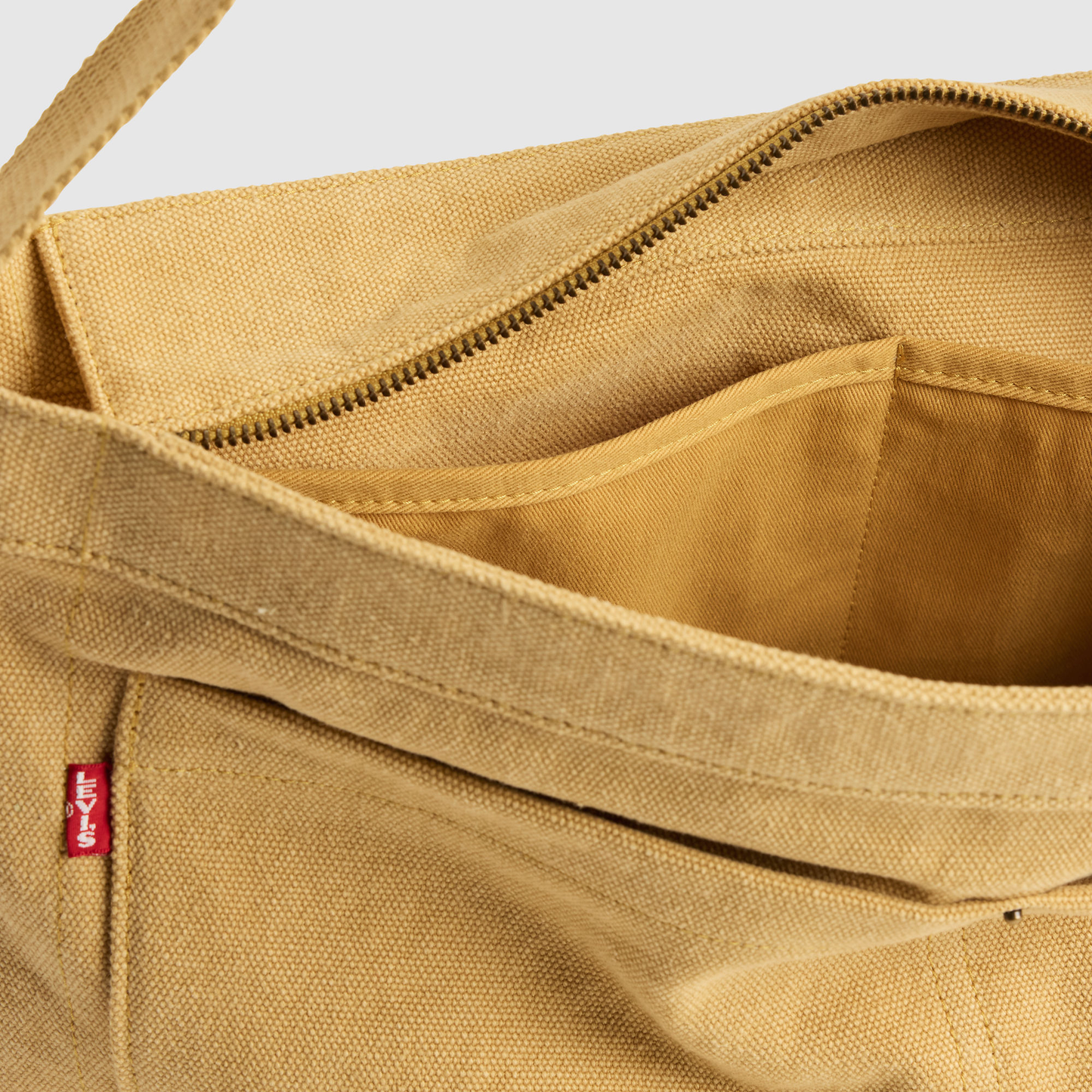 Levi's® Men's Heritage Messenger Bag