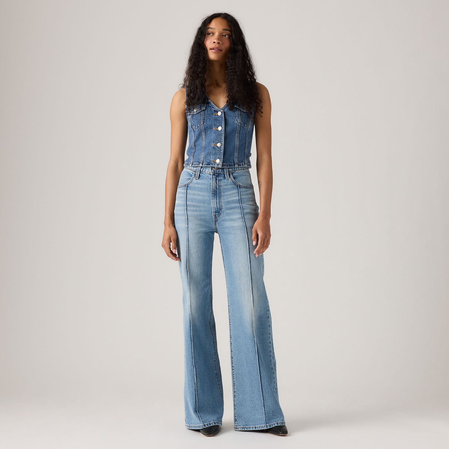Levi's® Women's Ribcage Bell Western Jeans