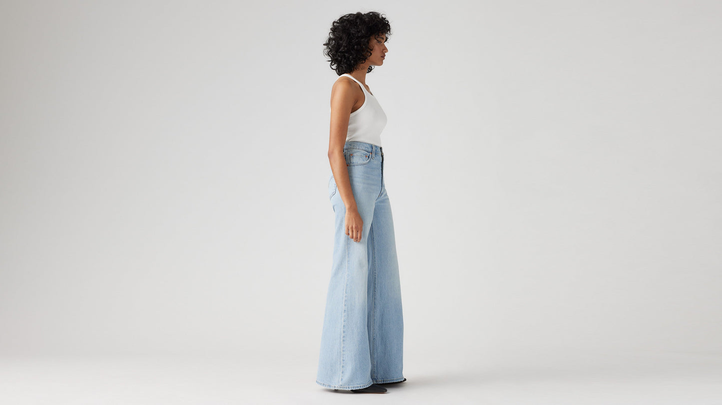 Levi's® Women's Ribcage Bell Jeans