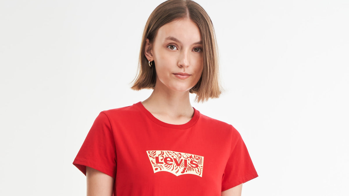 Levi's® Lunar New Year Women's Batwing T-Shirt