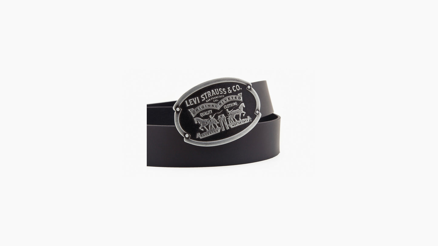 Levi's® Men's Billy Plaque Belt