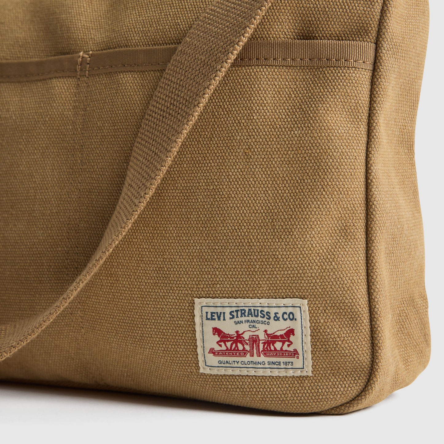 Levi's® Men's Emory Crossbody Bag