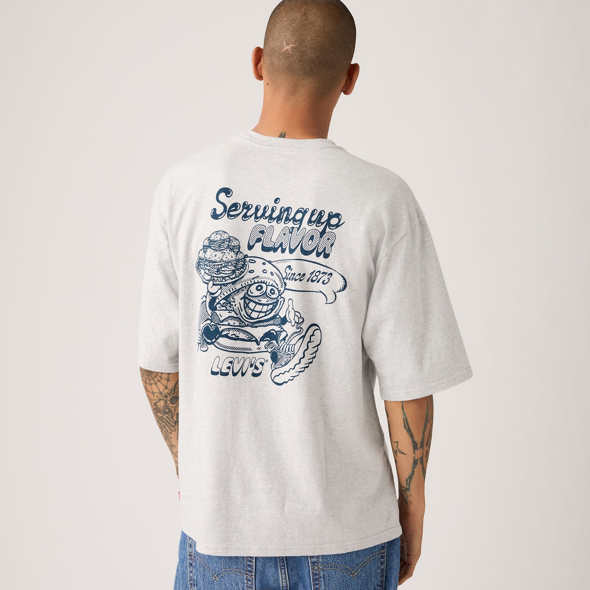 Levi's® Men's Half-Sleeve Graphic Pocket T-Shirt - Grey | Levi's TH