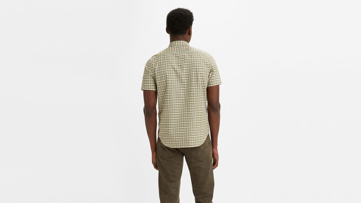 Levi's® Men's Short-Sleeve Classic Standard Fit Shirt