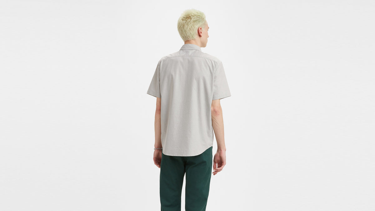 Levi's® Men's Short-Sleeve Classic Standard Fit Shirt