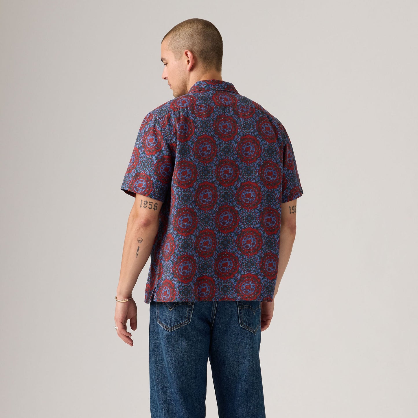 Levi's® Men's Short-Sleeve Sunset Standard Camp Shirt