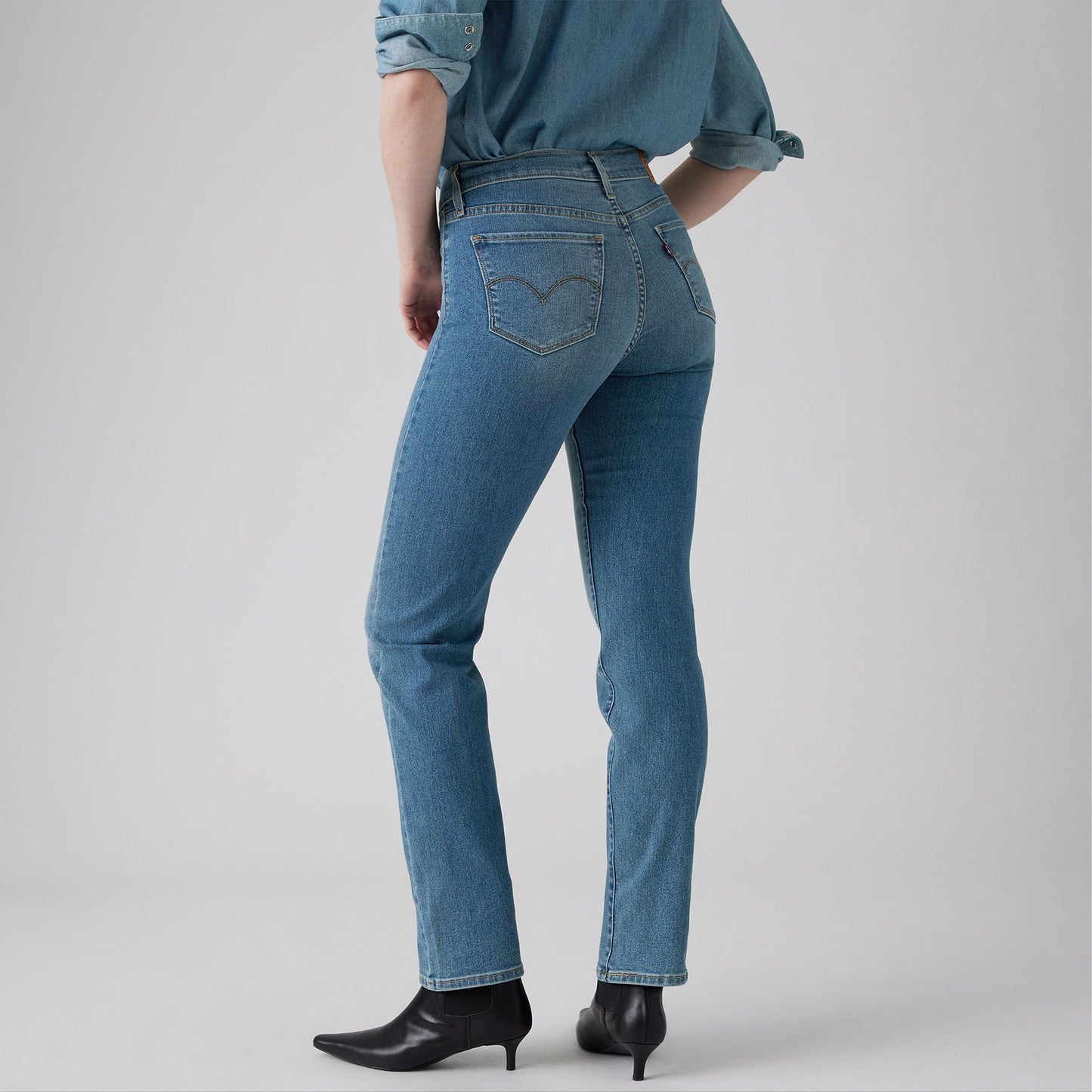 Levi's® Women's 314 Shaping Straight Jeans