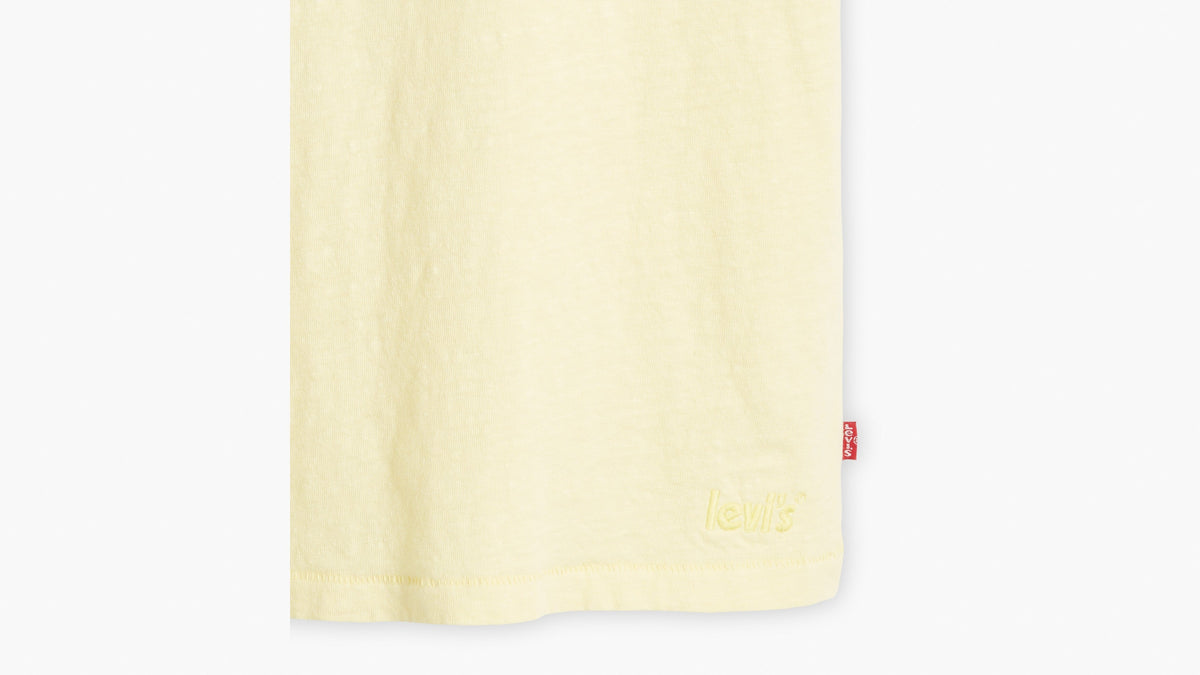 Levi's® Women's Classic Fit T-Shirt