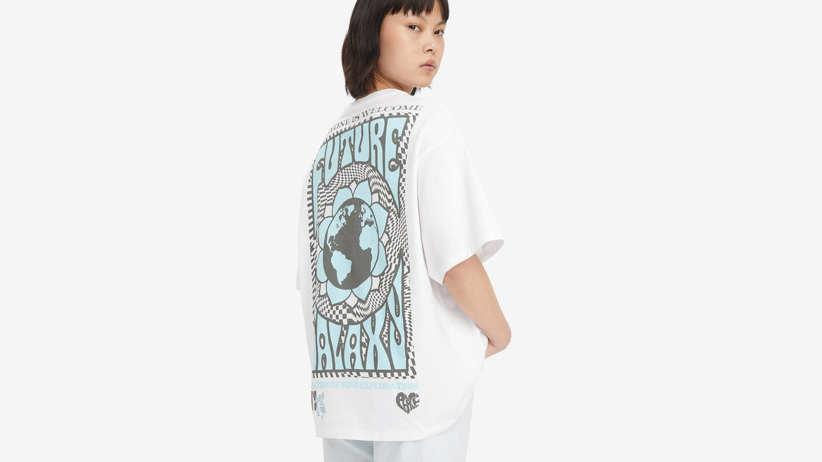 Levi's® Women's Graphic Short Stack T-Shirt