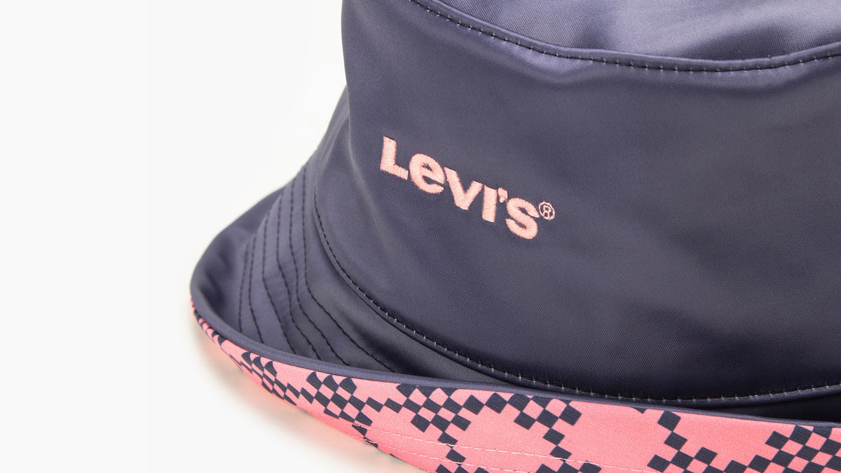 Levi's® Women's Reversible Bucket Hat