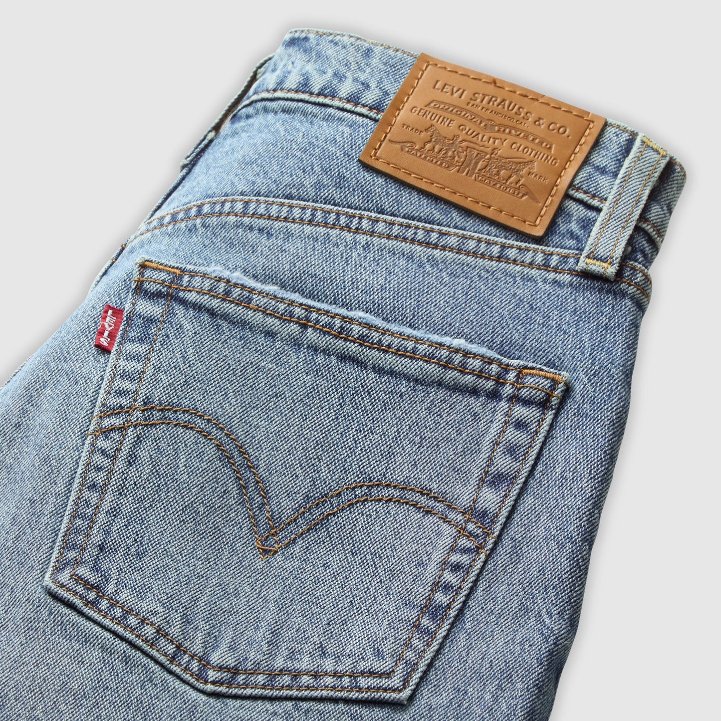 Levi's® Women's Ribcage Straight Ankle Jeans