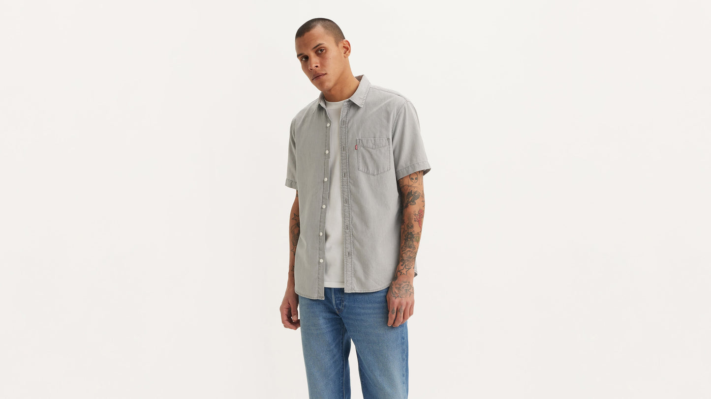 Levi's® Men's Short-Sleeve Classic Standard Fit Shirt