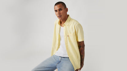 Levi's® Men's Short-Sleeve Classic Standard Fit Shirt