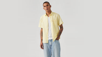 Levi's® Men's Short-Sleeve Classic Standard Fit Shirt