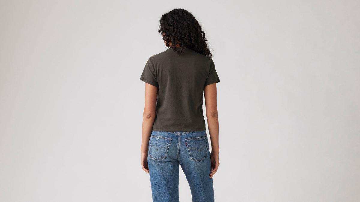 Levi's® Women's Graphic Classic Tee