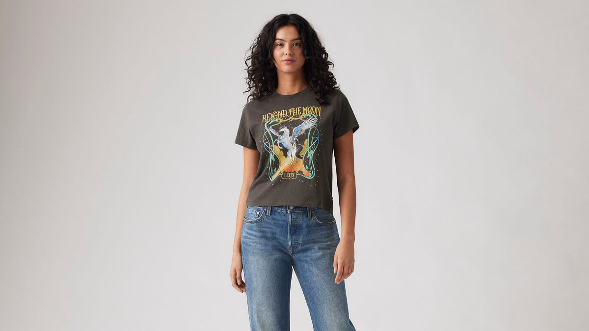 Levi's® Women's Graphic Classic Tee