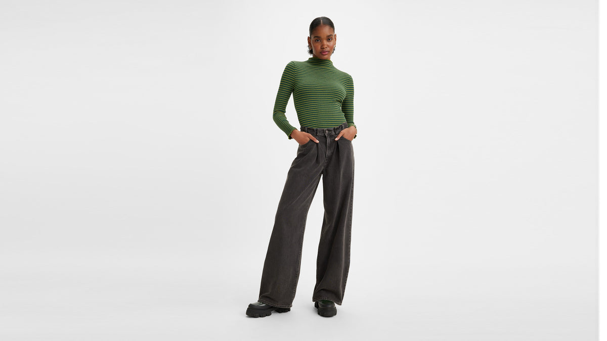 Levi's® Women's Folded Pleated Baggy Jeans