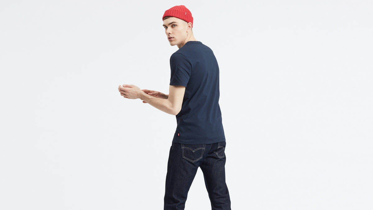 Levi's® Men's 2-Horse Graphic T-shirt