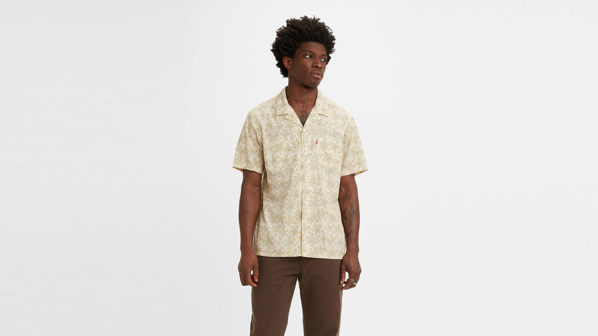 Levi's® Men's Short-Sleeve Classic Camp Shirt