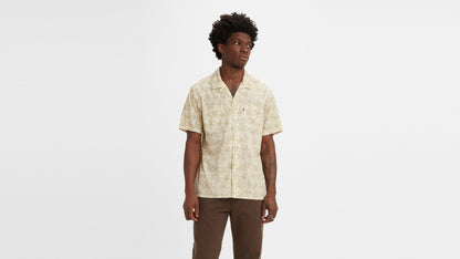 Levi's® Men's Short-Sleeve Classic Camp Shirt