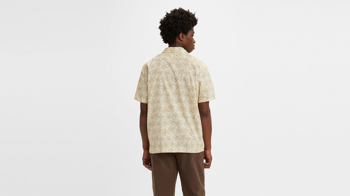 Levi's® Men's Short-Sleeve Classic Camp Shirt