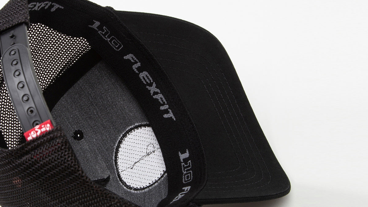 Levi's® Men's Graphic Trucker FlexFit® Cap