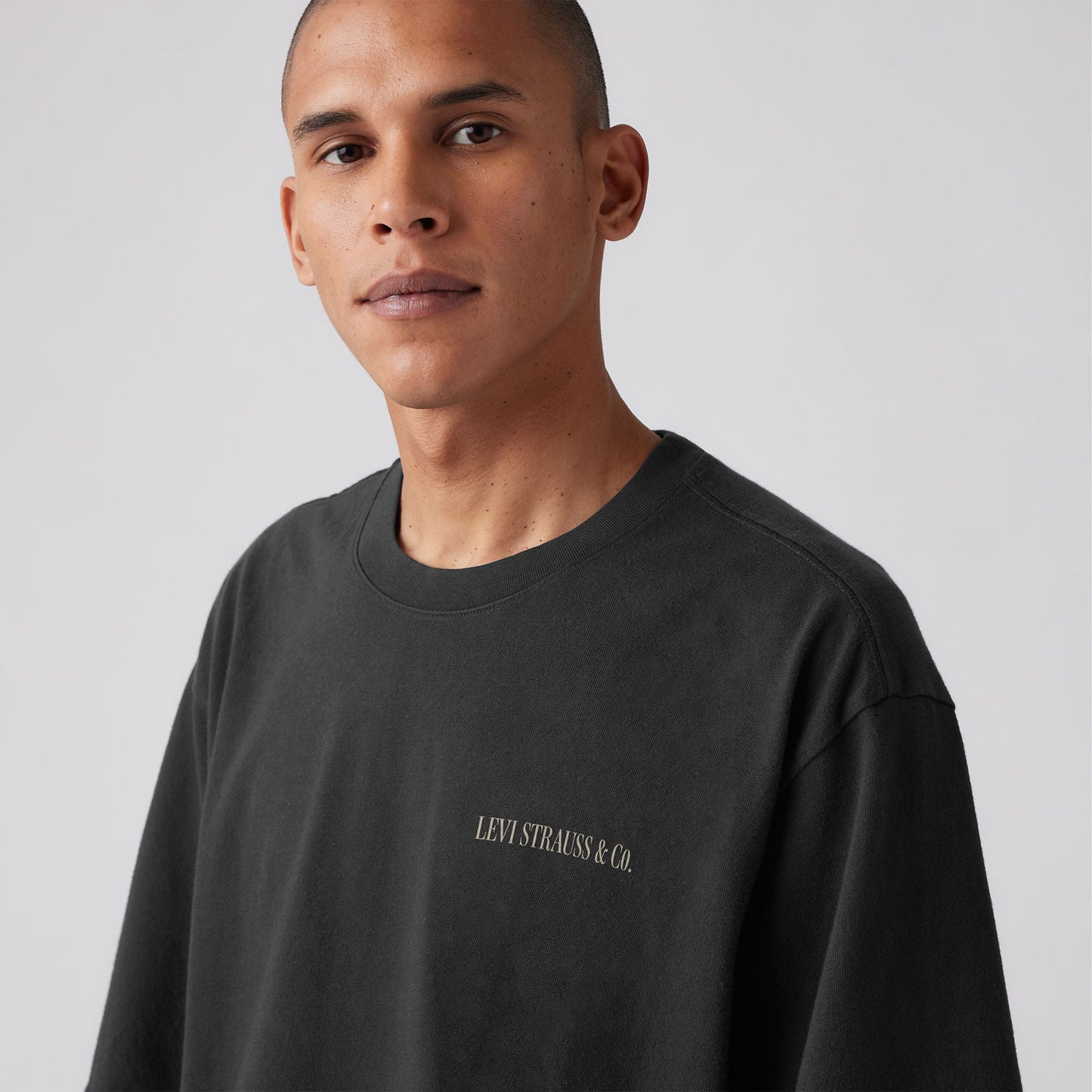 Levi's® Men's Half-Sleeve T-Shirt