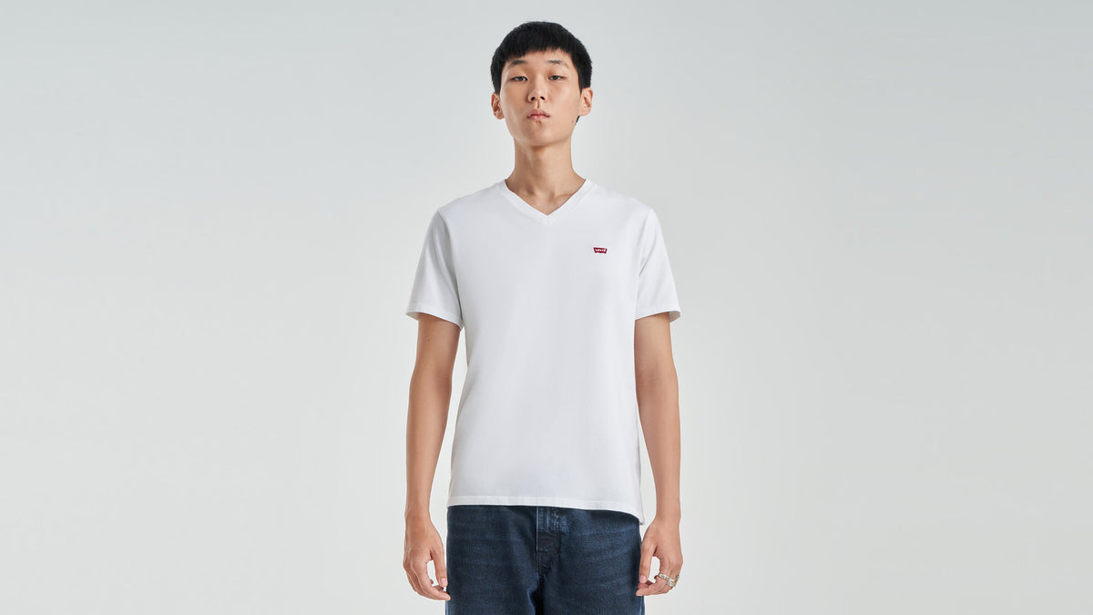 Levi's® Men's Original Housemark V-Neck T-Shirt