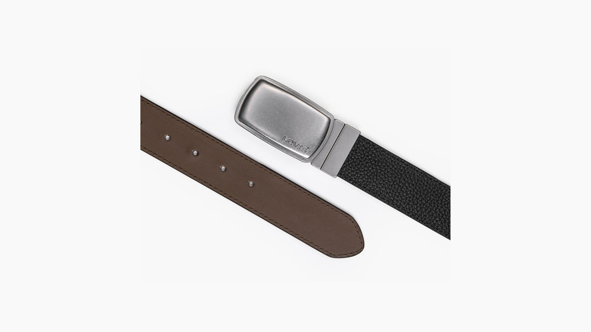 Levi's® Men's Plaque Reversible Belt