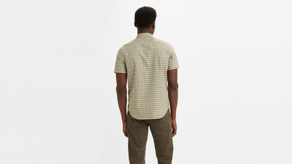 Levi's® Men's Short-Sleeve Classic Standard Fit Shirt