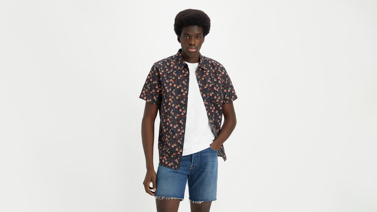 Levi's® Men's Short-Sleeve Classic Standard Fit Shirt