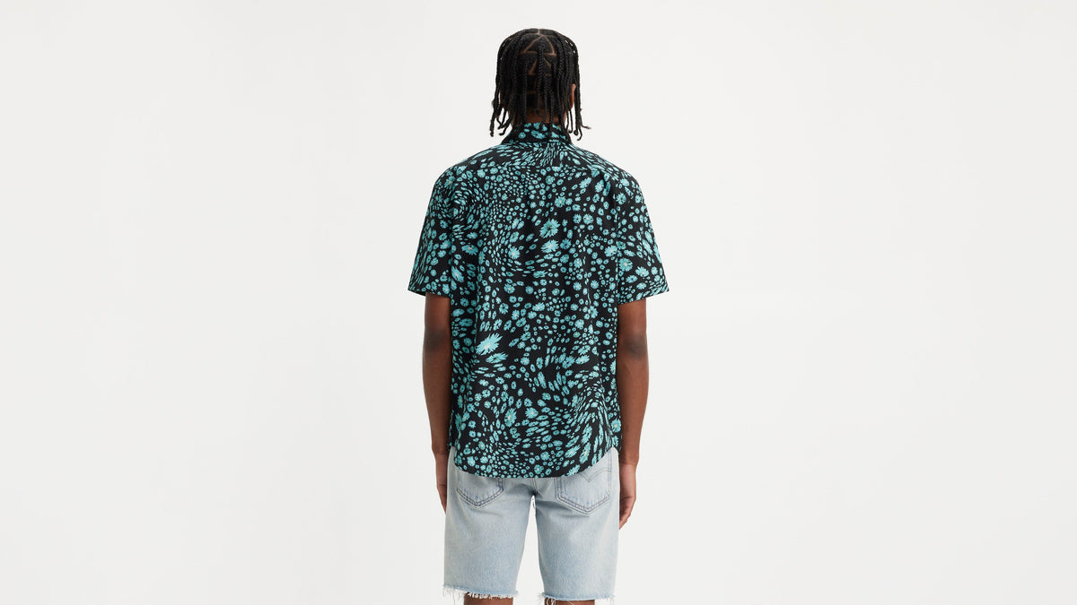 Levi's® Men's Short-Sleeve Classic Standard Fit Shirt