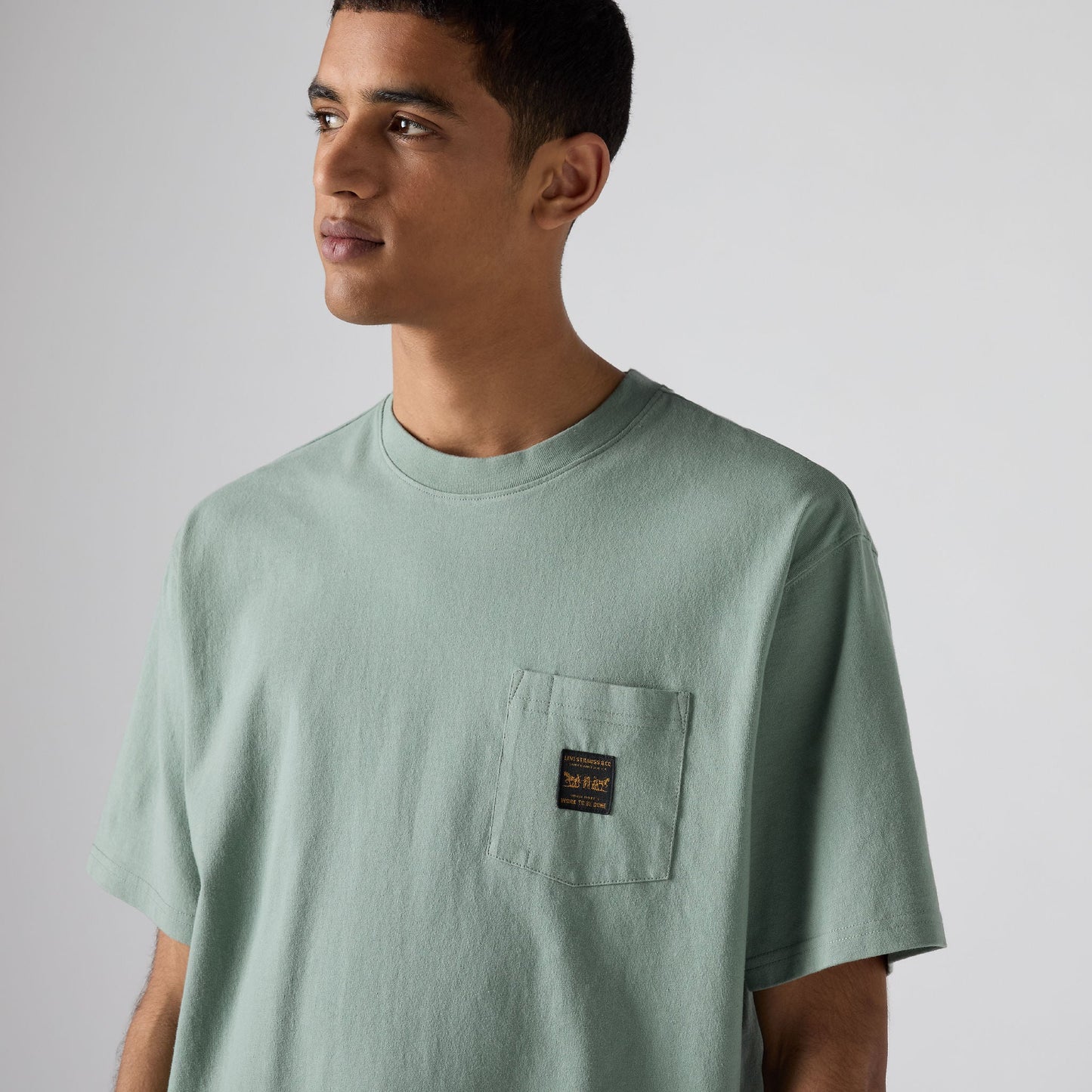 Levi's® Men's Short-Sleeve Workwear Pocket T-Shirt