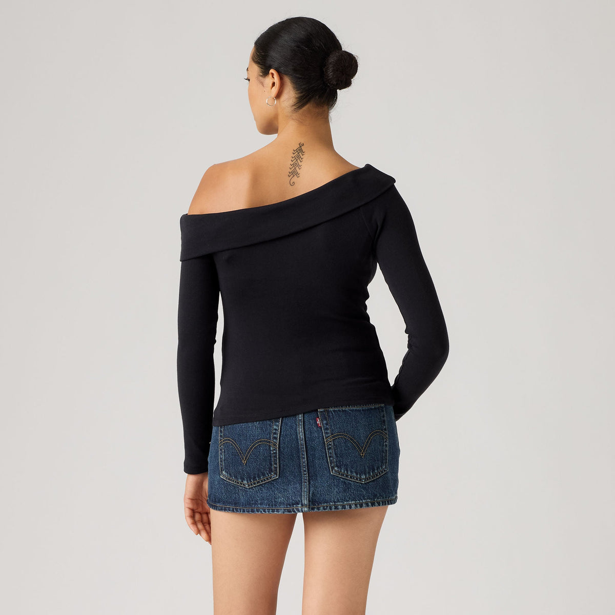 Levi's® Women's Clara Off-Shoulder Long-Sleeve Top