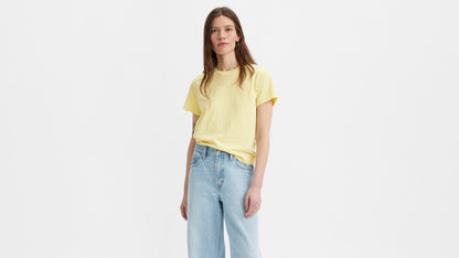 Levi's® Women's Classic Fit T-Shirt