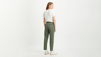 Levi's® Women's Essential Chino Pants