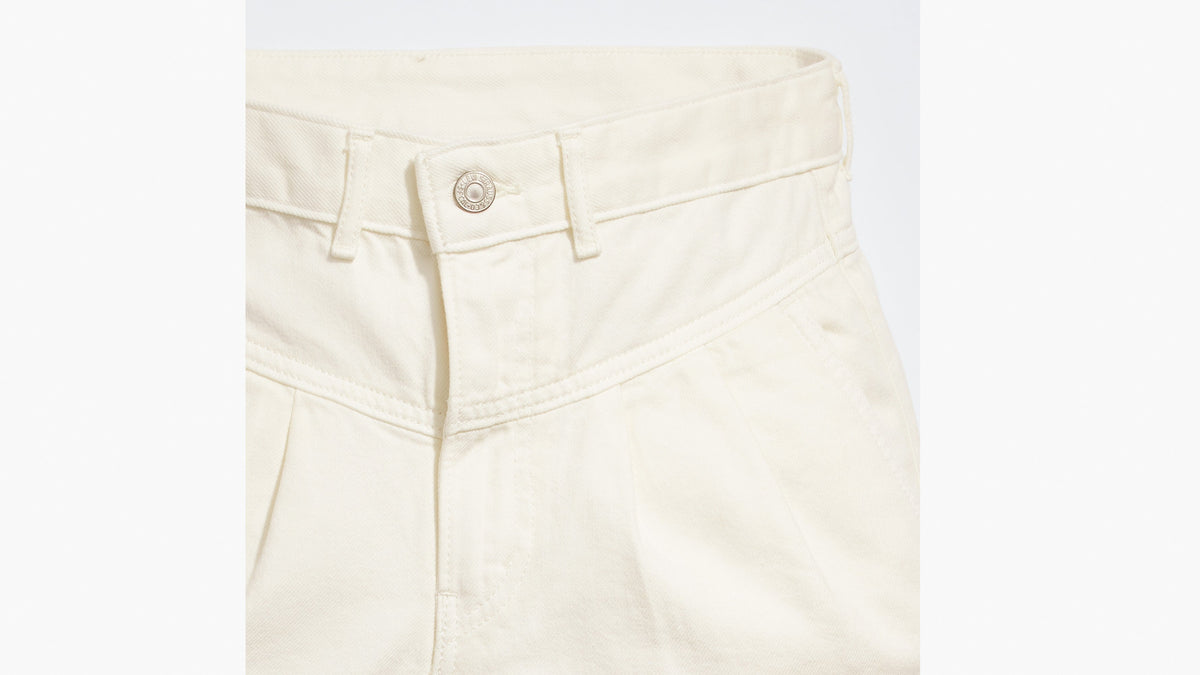 Levi's® Women's Featherweight Mom Shorts