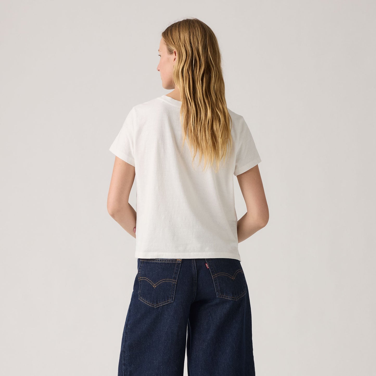 Levi's® Women's Graphic Boxy T-Shirt