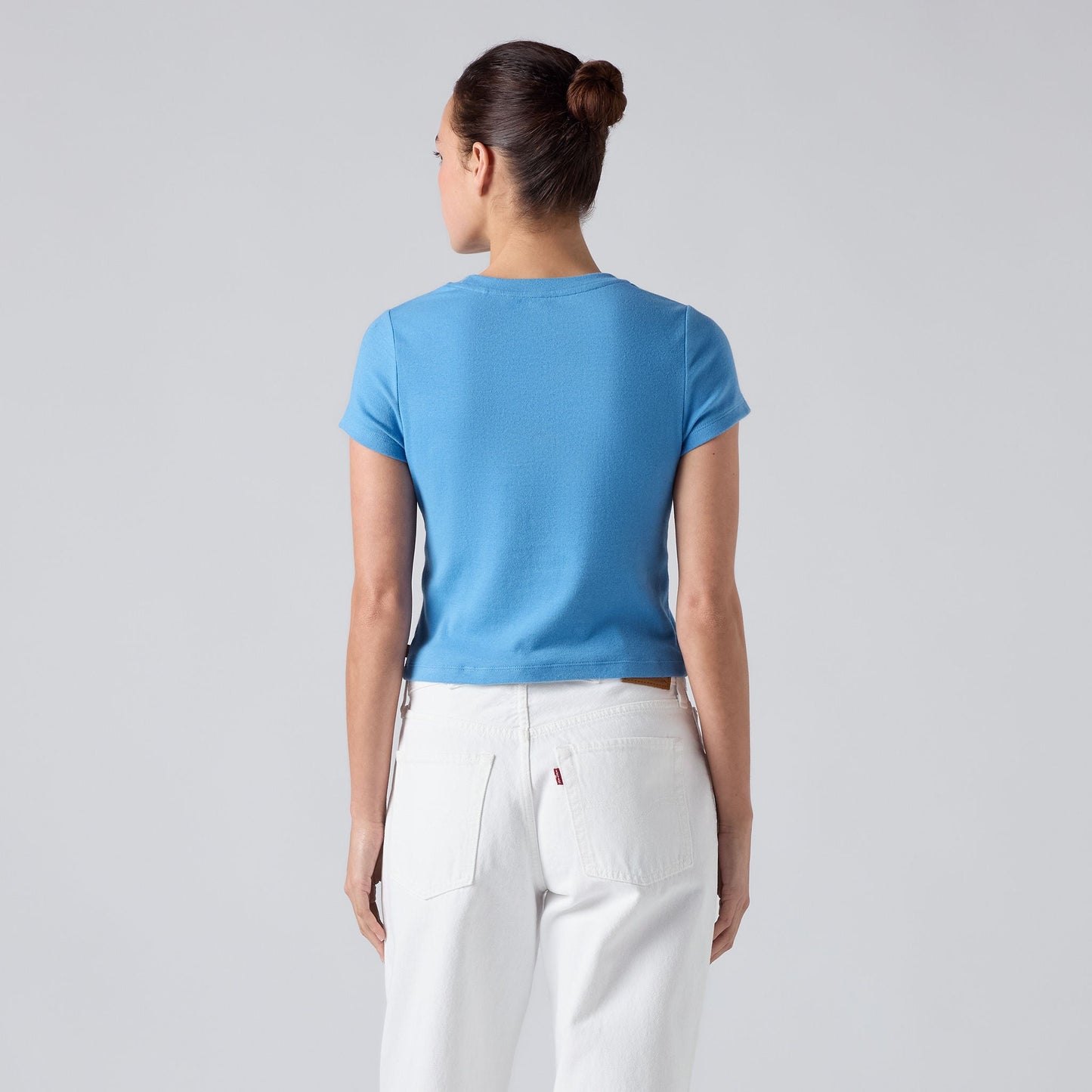 Levi's® Women's Graphic Essential Baby Tee