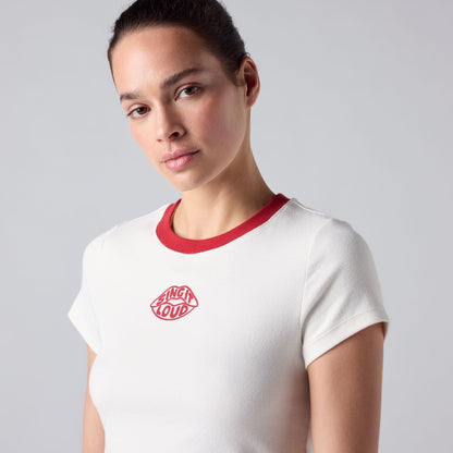 Levi's® Women's Graphic Essential Baby Tee