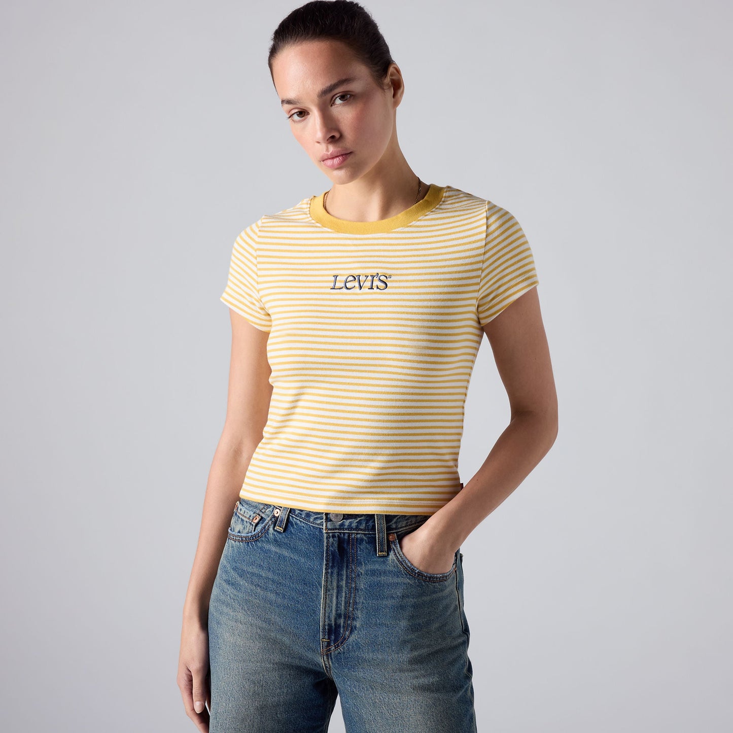 Levi's® Women's Graphic Essential Baby Tee