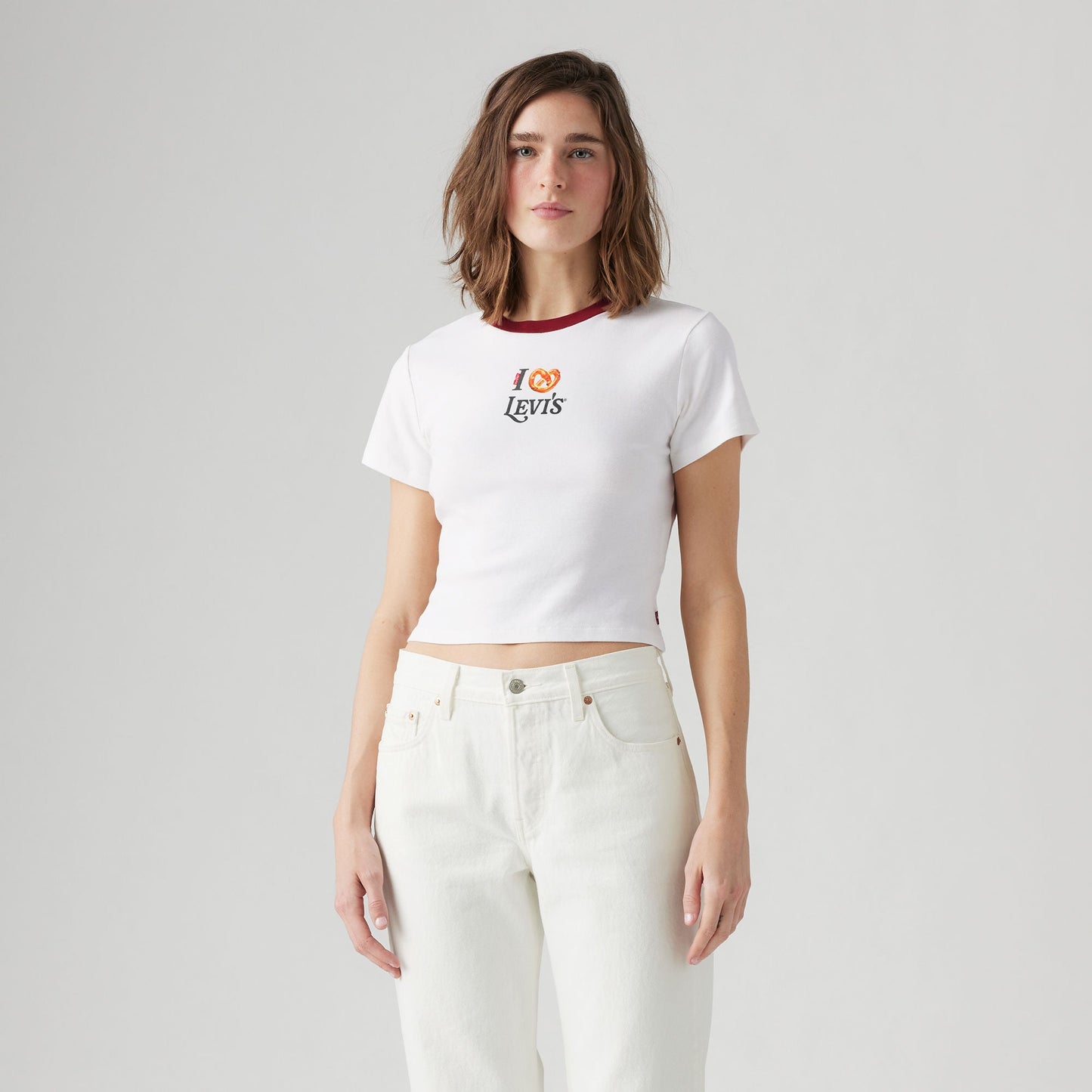 Levi's® Women's Graphic Essential Sporty Tee