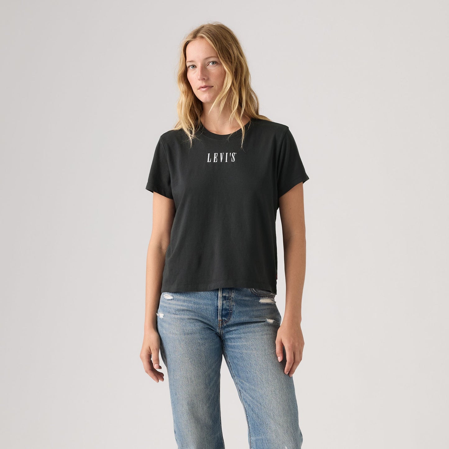 Levi's® Women's Graphic Favorite Tee
