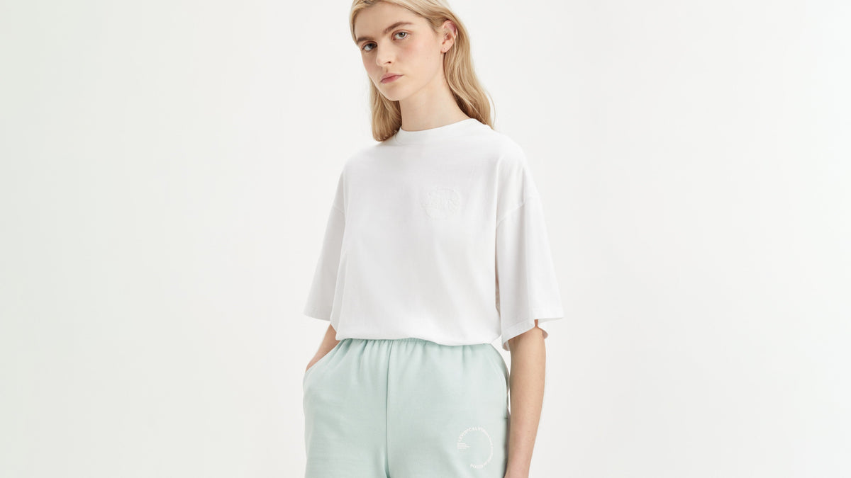 Levi's® Women's Graphic Short Stack T-Shirt