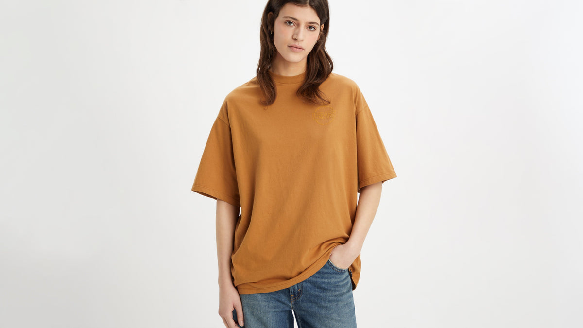 Levi's® Women's Graphic Short Stack T-Shirt