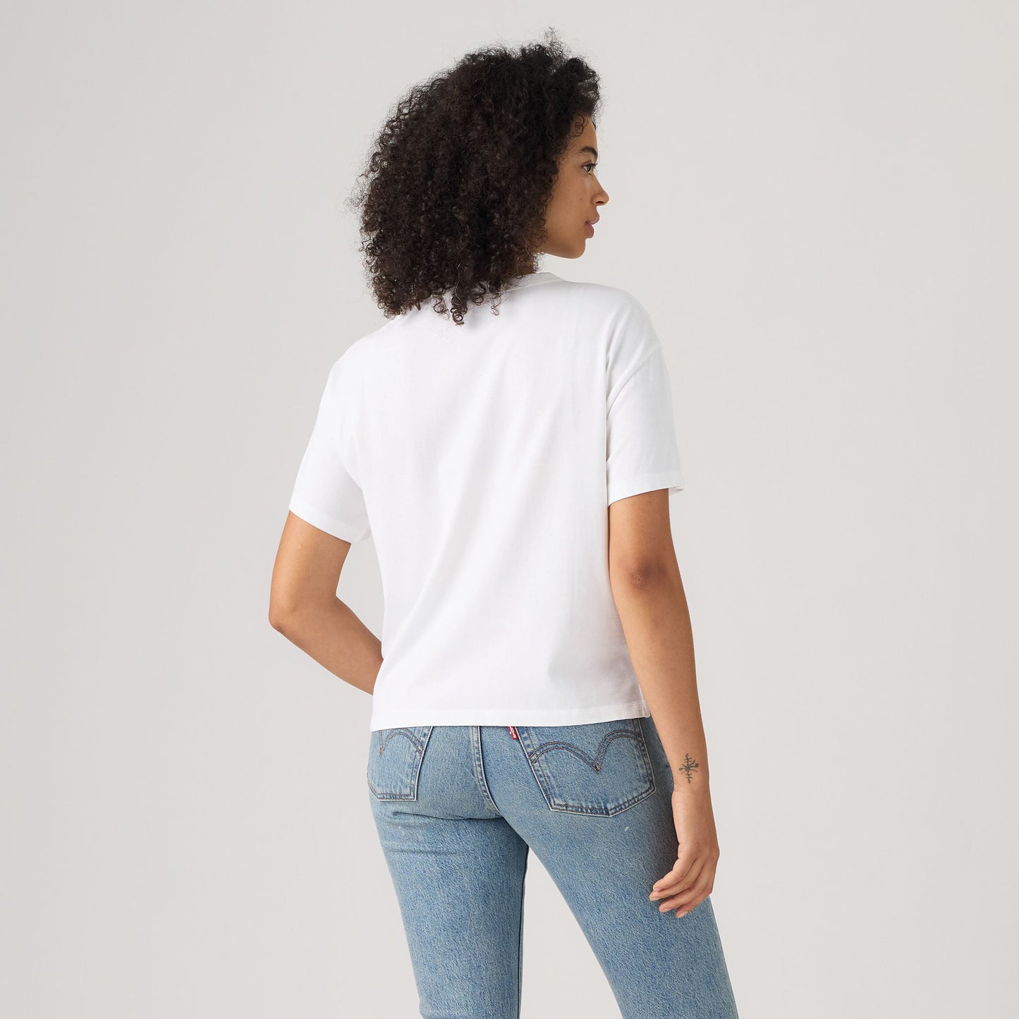 Levi's® Women's Graphic Vintage Short-Sleeve Tee