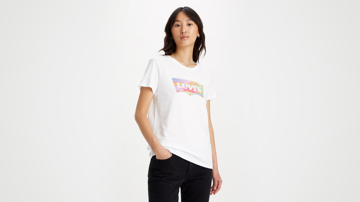 Levi's® Women's Logo Perfect T-Shirt